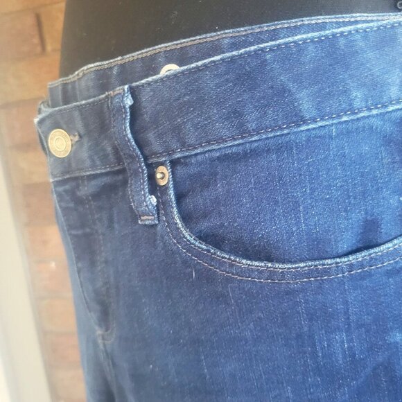 GAP 1969 Straight Leg Blue Jeans - Size 31 - Picture 2 of 9